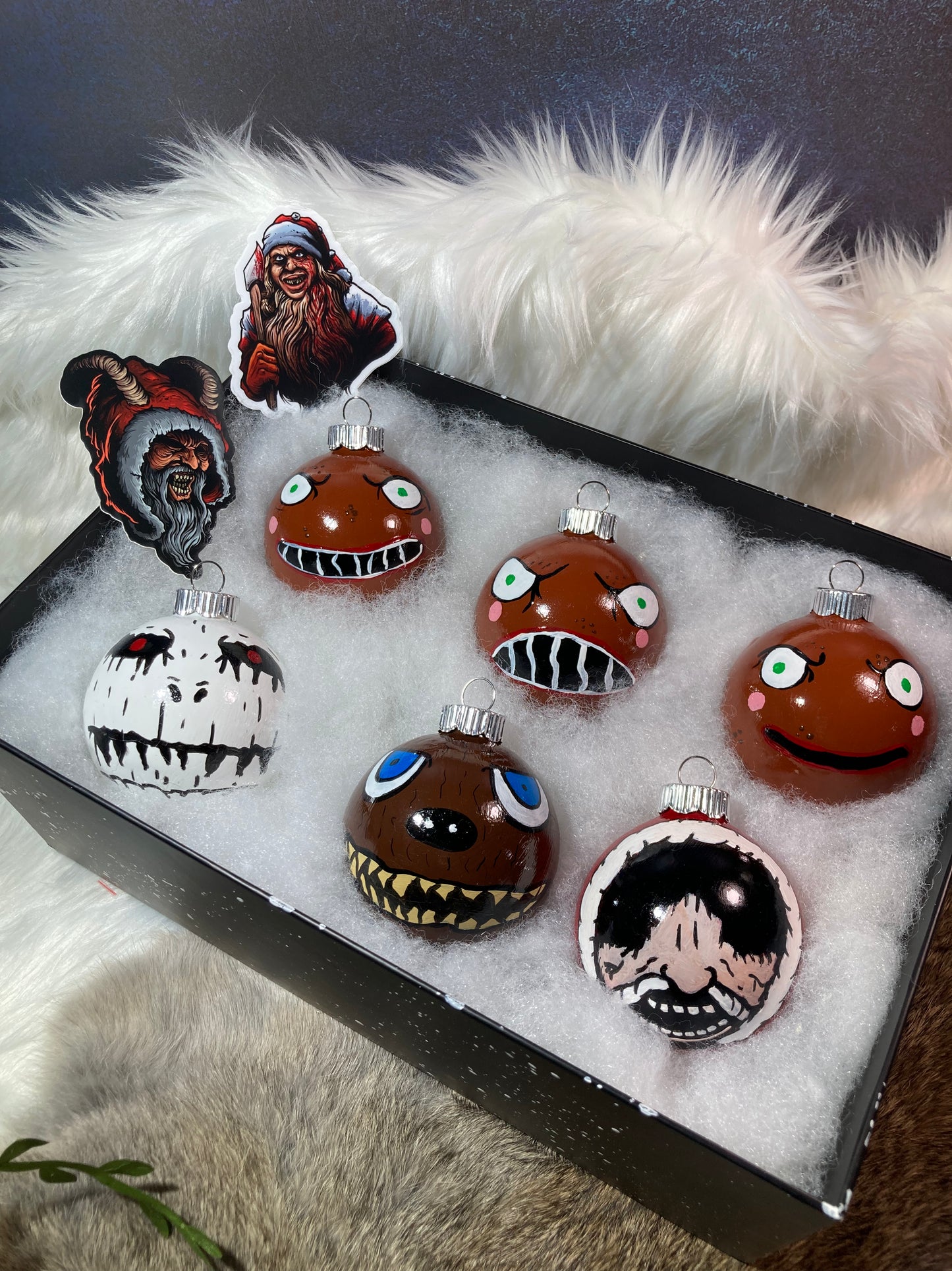 Gruss Vom Krampus (glass) ornament set